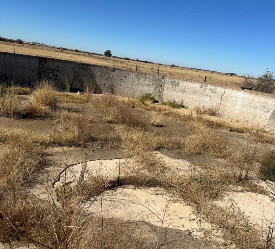 Commercial Property for Sale in Leeudoringstad North West